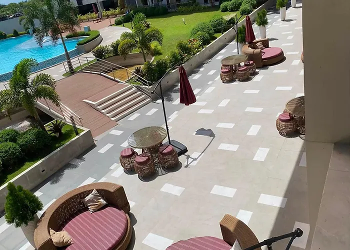 Primeworld District Aparthotel *